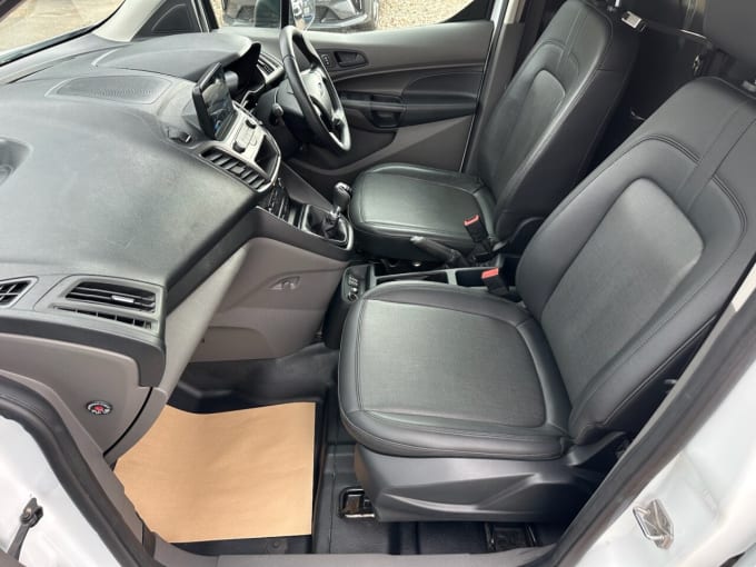 2025 Ford Transit Connect