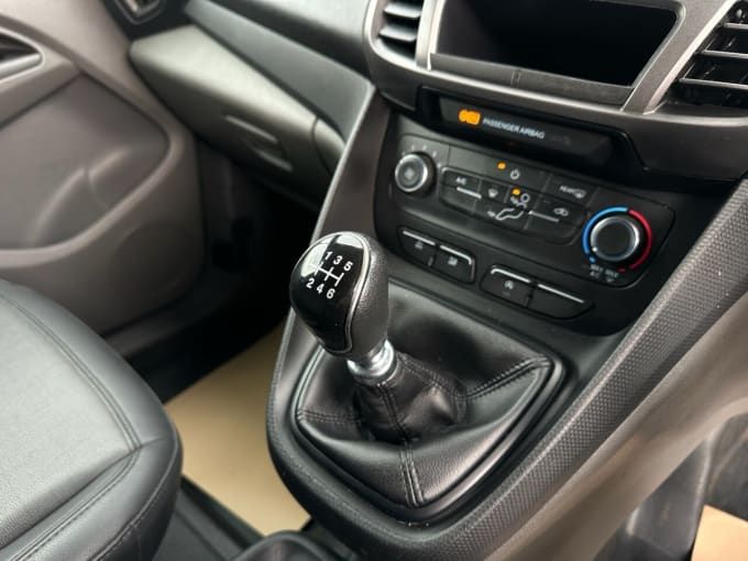 2025 Ford Transit Connect