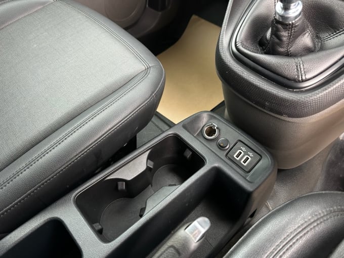 2025 Ford Transit Connect