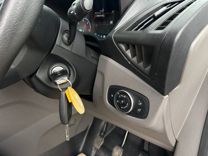 2025 Ford Transit Connect