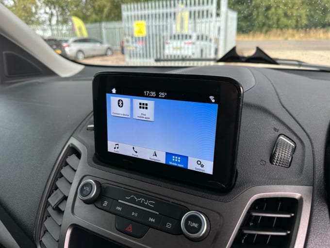 2025 Ford Transit Connect