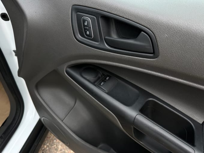 2025 Ford Transit Connect