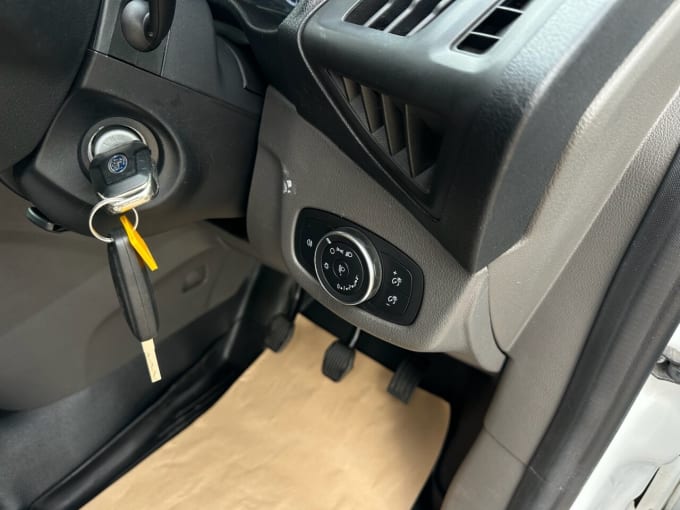 2025 Ford Transit Connect