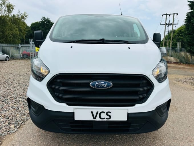 2025 Ford Transit Custom