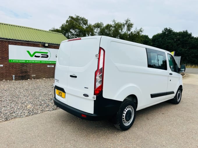 2025 Ford Transit Custom