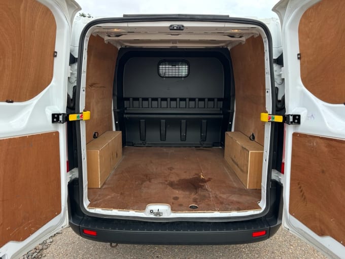 2025 Ford Transit Custom