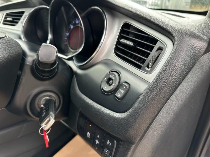 2025 Kia Ceed