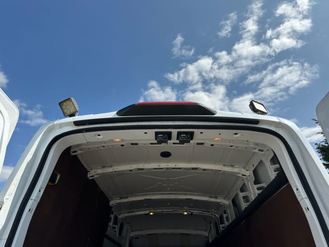 2025 Ford Transit