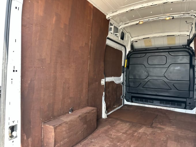 2025 Ford Transit