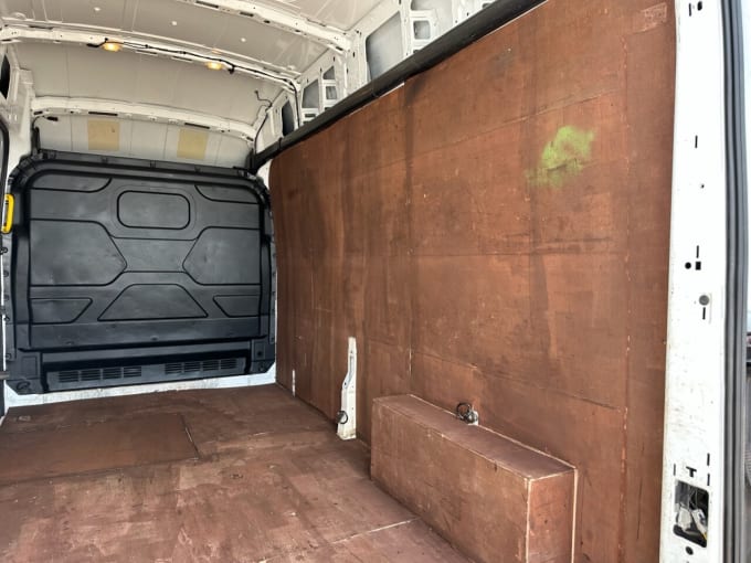 2025 Ford Transit