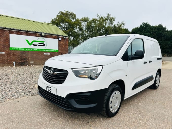 2025 Vauxhall Combo
