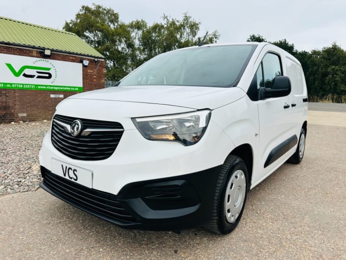 2025 Vauxhall Combo