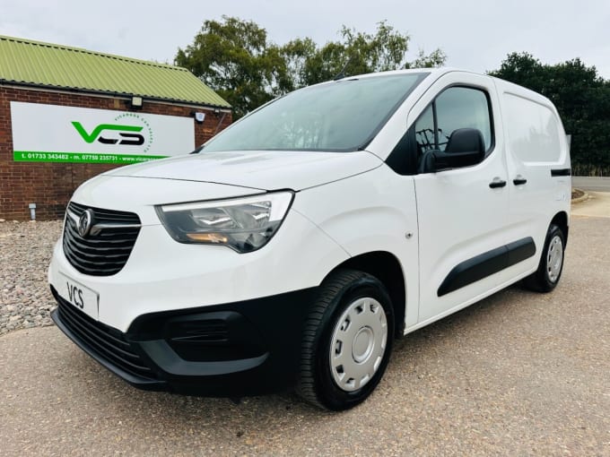 2025 Vauxhall Combo