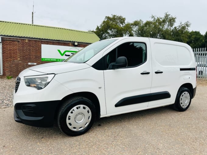 2025 Vauxhall Combo