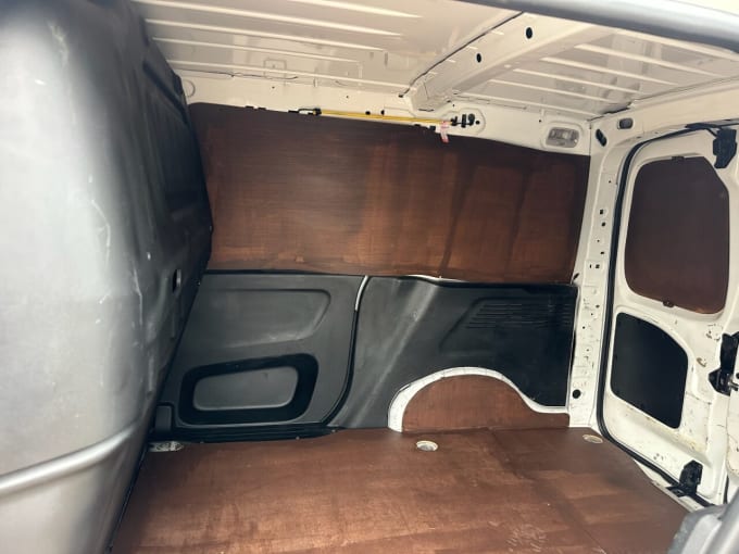 2025 Vauxhall Combo
