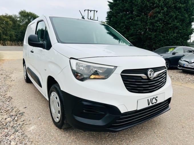 2025 Vauxhall Combo