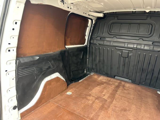2025 Vauxhall Combo