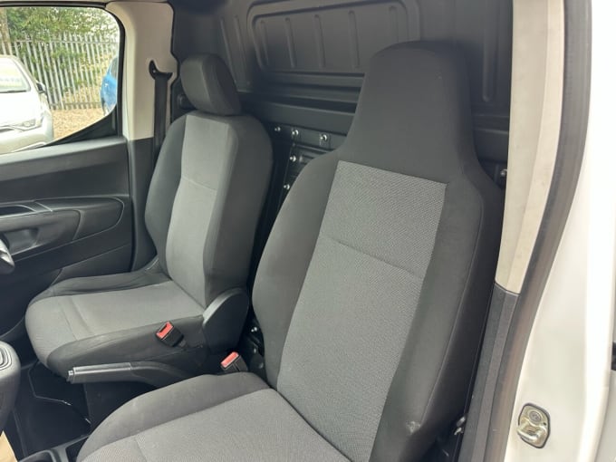 2025 Vauxhall Combo
