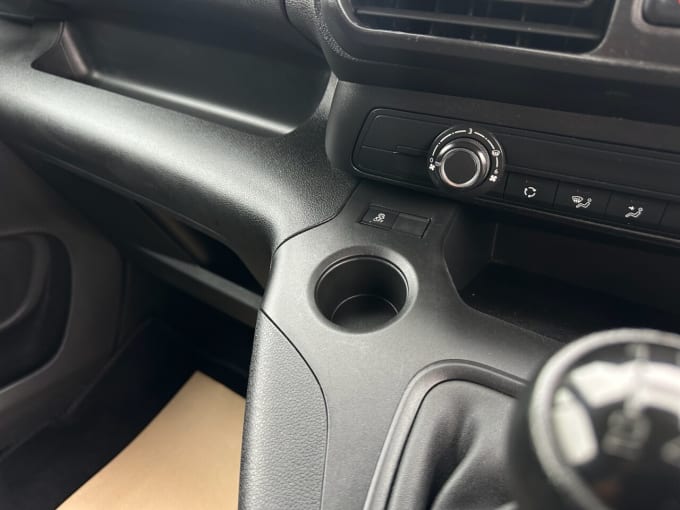 2025 Vauxhall Combo