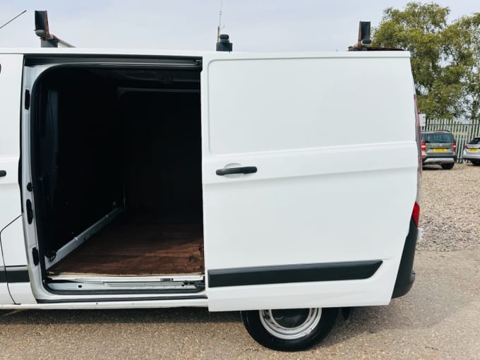 2025 Ford Transit Custom