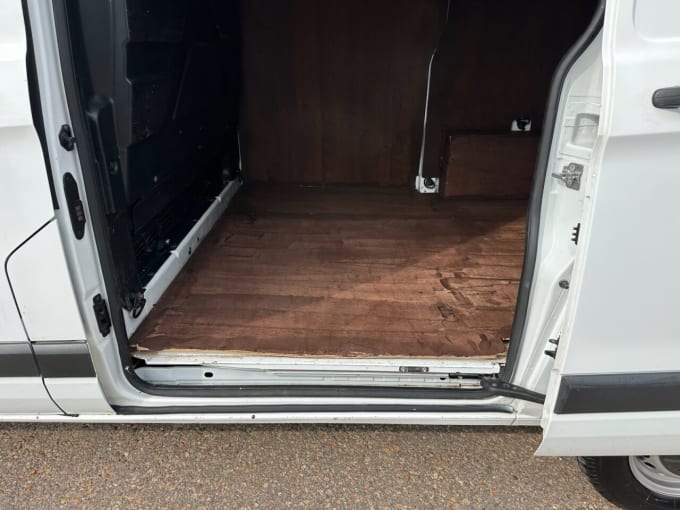 2025 Ford Transit Custom