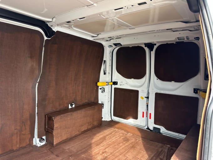 2025 Ford Transit Custom
