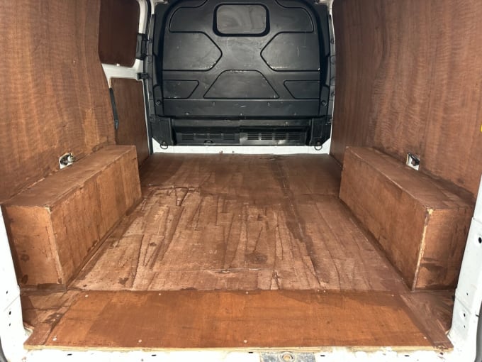2025 Ford Transit Custom