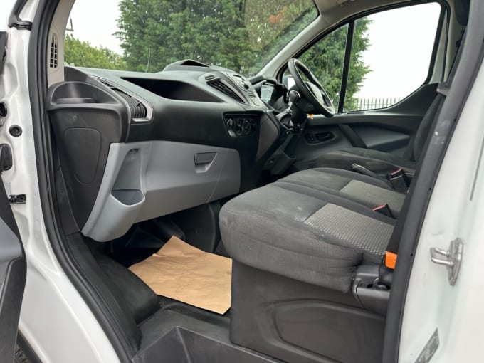 2025 Ford Transit Custom