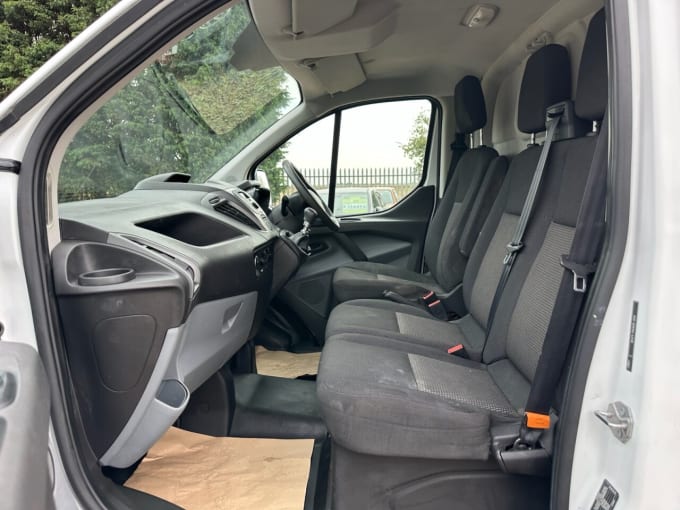 2025 Ford Transit Custom