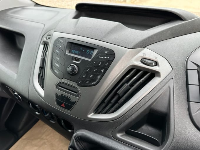 2025 Ford Transit Custom