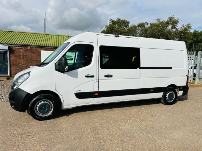 2025 Vauxhall Movano