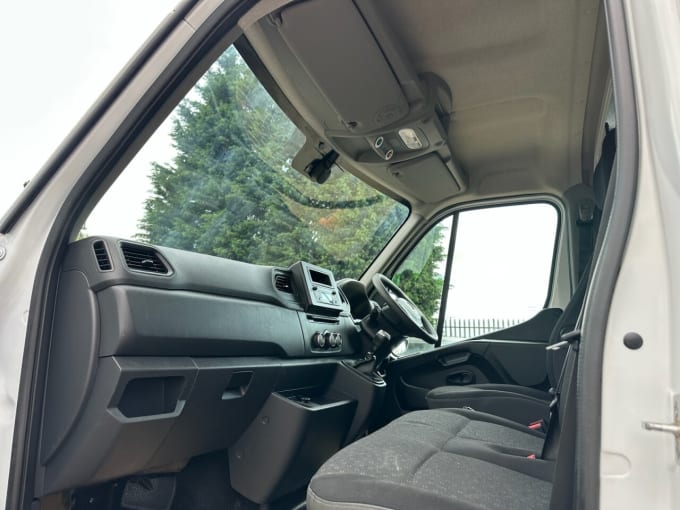 2025 Vauxhall Movano