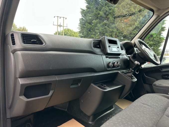 2025 Vauxhall Movano
