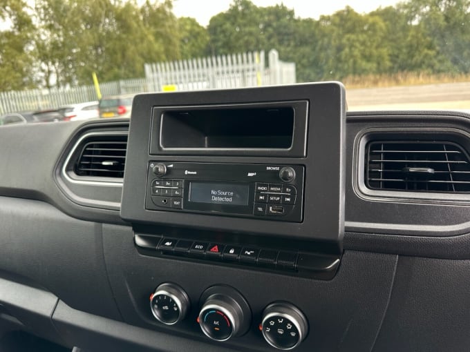 2025 Vauxhall Movano