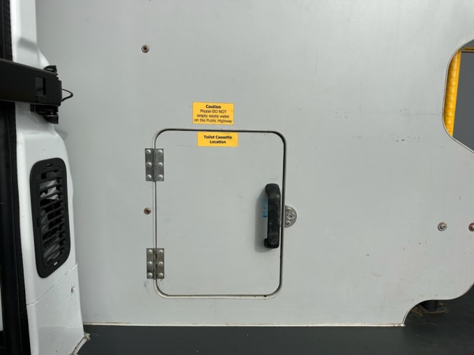 2025 Vauxhall Movano