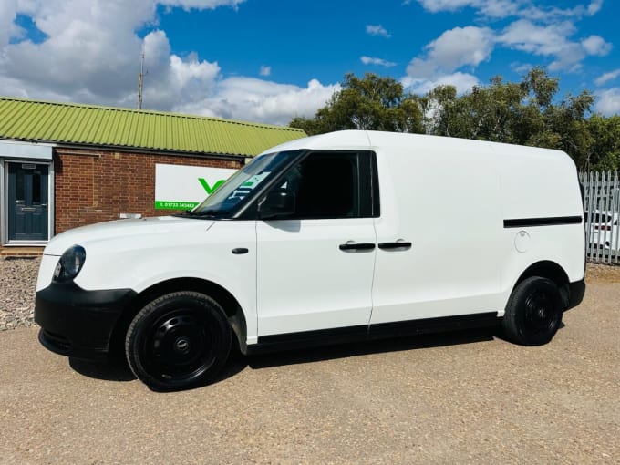 2025 Levc Vn5