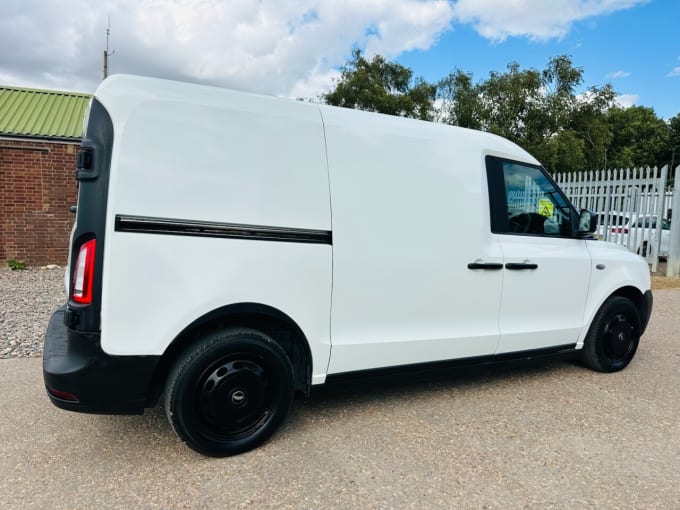 2025 Levc Vn5