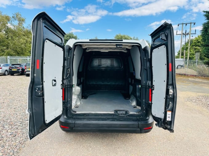 2025 Levc Vn5