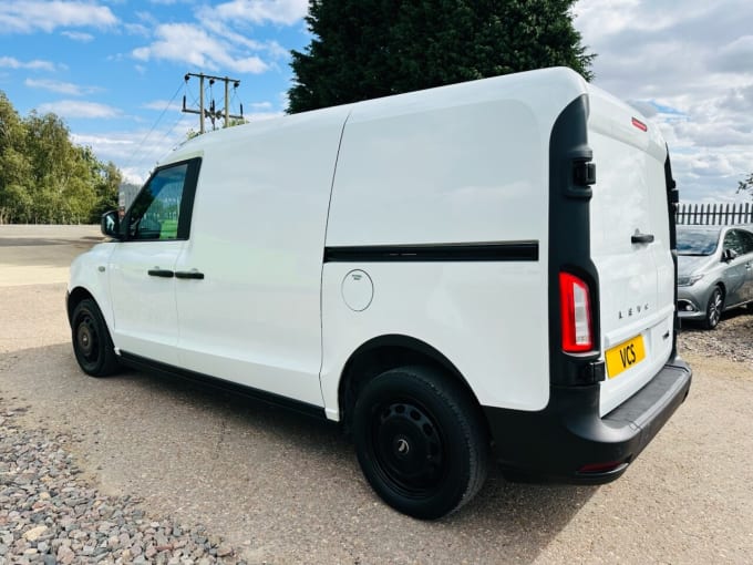 2025 Levc Vn5