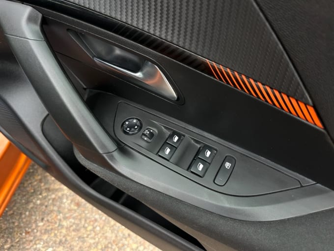 2025 Peugeot 2008