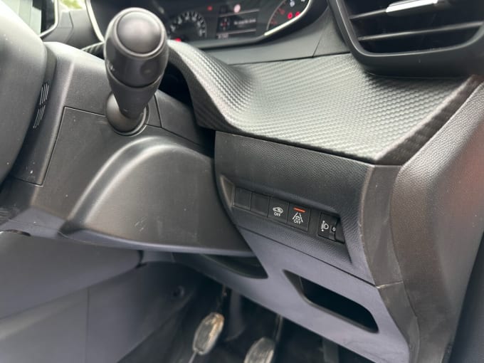 2025 Peugeot 2008