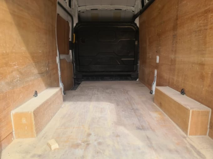 2025 Ford Transit