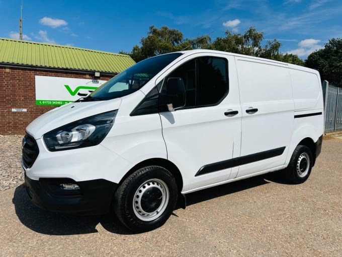 2025 Ford Transit Custom