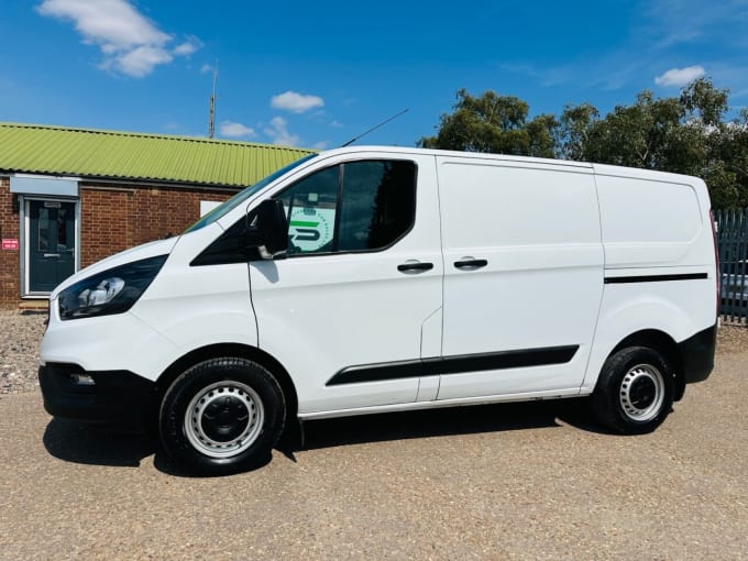 2025 Ford Transit Custom