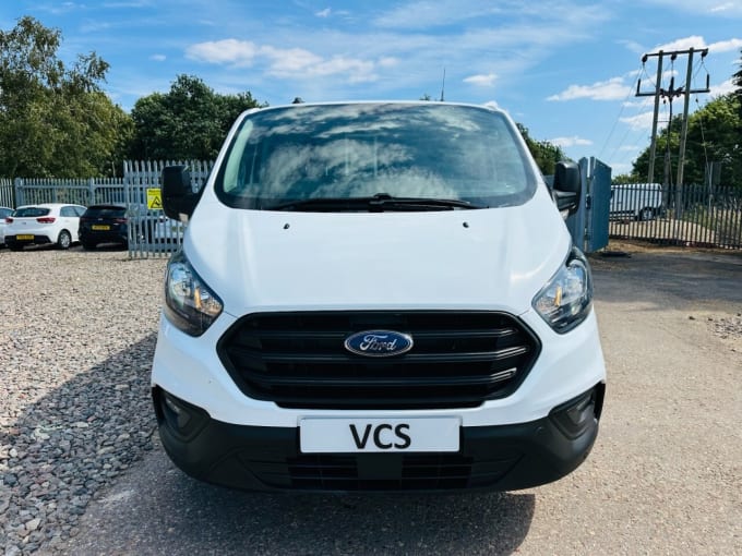 2025 Ford Transit Custom