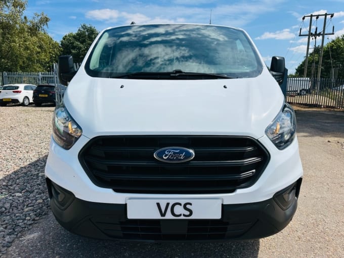 2025 Ford Transit Custom