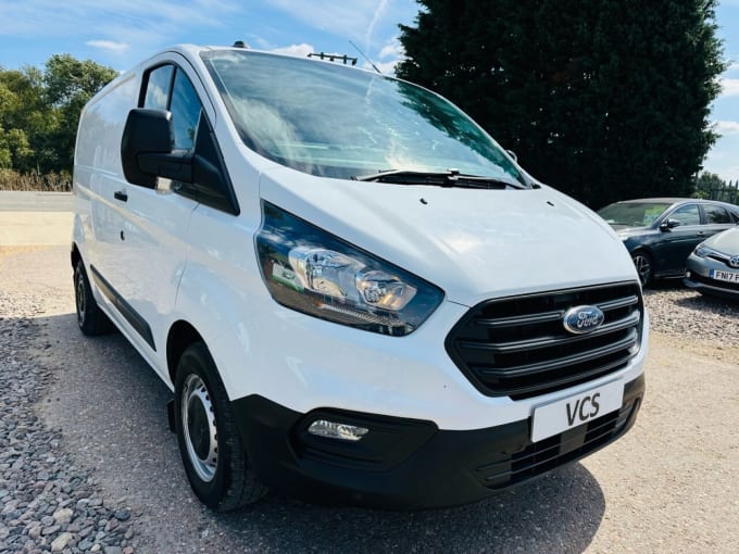 2025 Ford Transit Custom