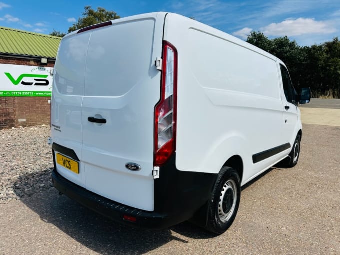 2025 Ford Transit Custom