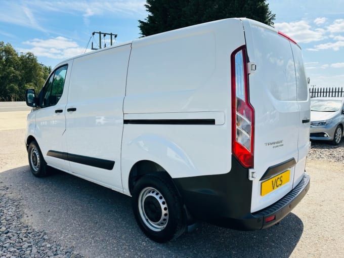2025 Ford Transit Custom
