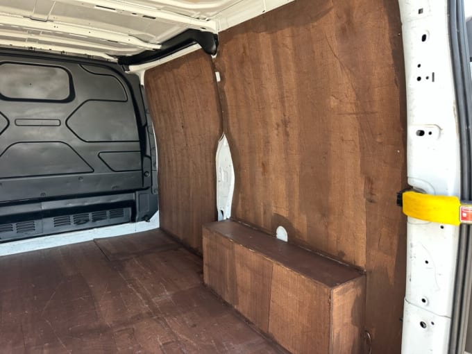 2025 Ford Transit Custom